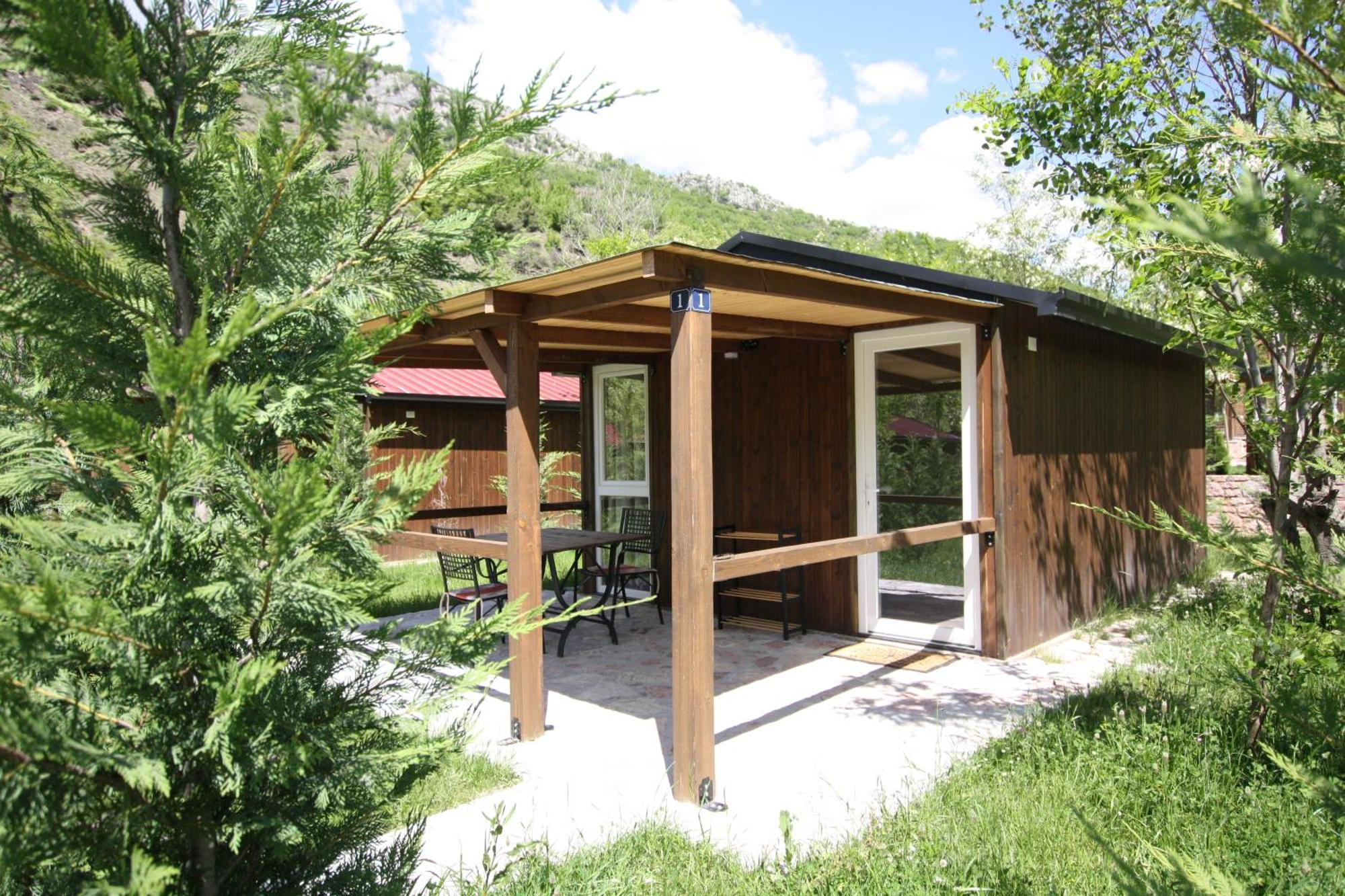 Lugina E Shengjergjit ,Bujtinat Villa Tirana Exteriör bild